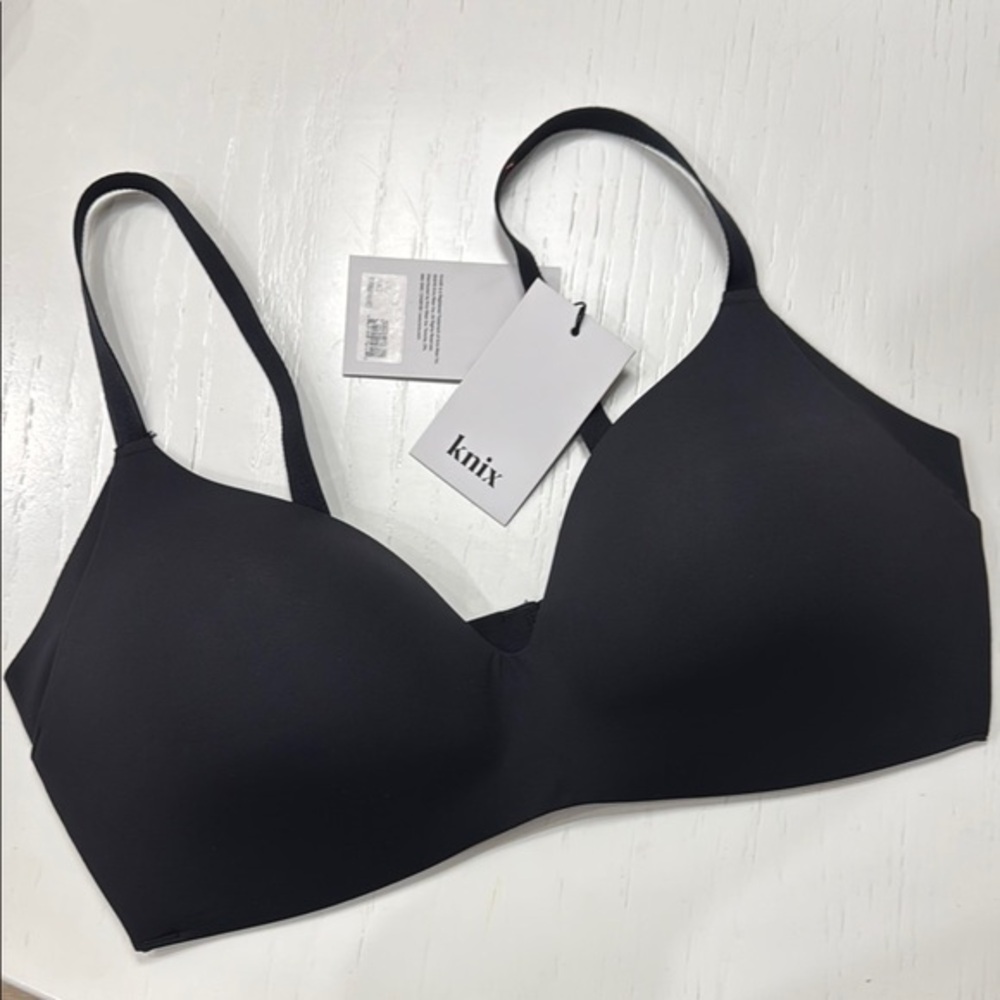 NWT Knix WingWoman Wire Free Bra Black 5